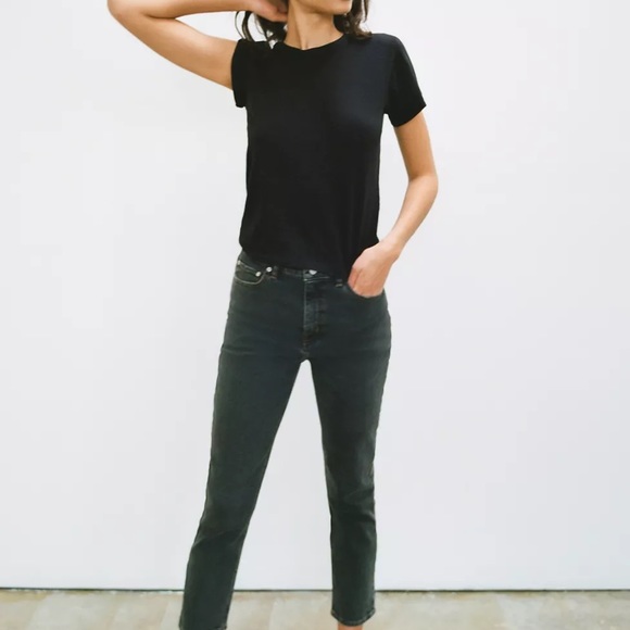 BDG High-Waisted Girlfriend Jean Washed Black Denim Urban Outfitters NWT - Picture 10 of 12
